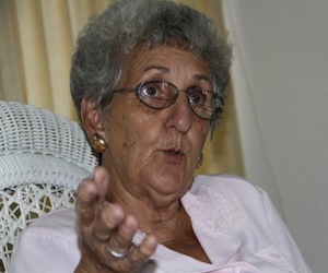 Madre de René González espera por visa para viajar a Estados Unidos